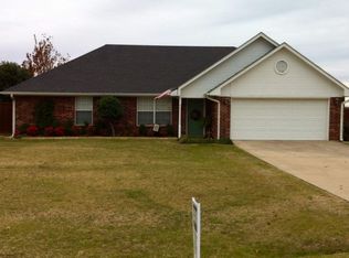 40 Summit Cir, Durant, OK 74701