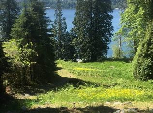 3707 Dollarton Hwy, North Vancouver, BC V7G 1A1