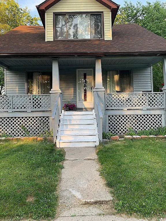 21350 Parkside Blvd photo 1