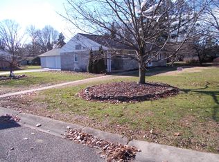 2200 State St, East Petersburg, PA 17520