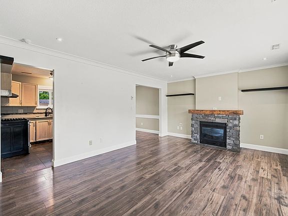 5th image of 26647 30a Ave