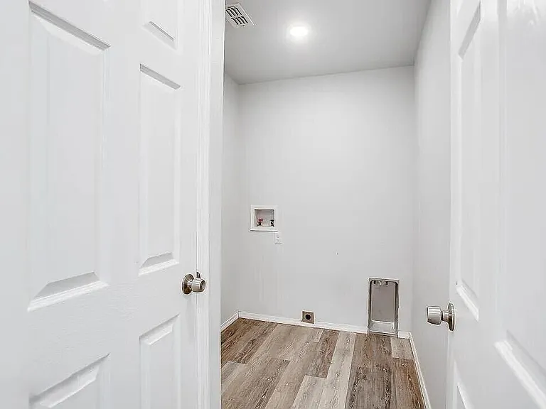 5514 Jarvis St #A — Photo 15