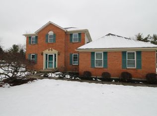 7975 Strawberry Hill Ln, Maineville, OH 45039