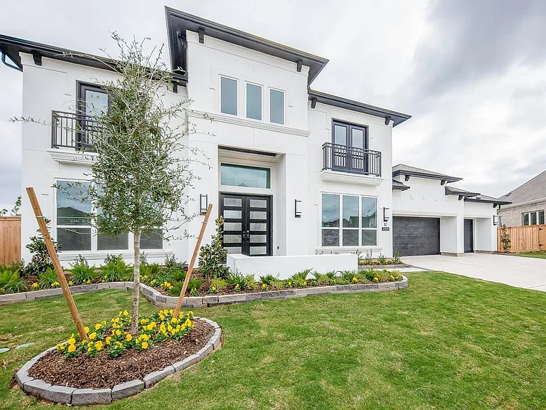 21515 Blue Porterweed Trl — Photo 1