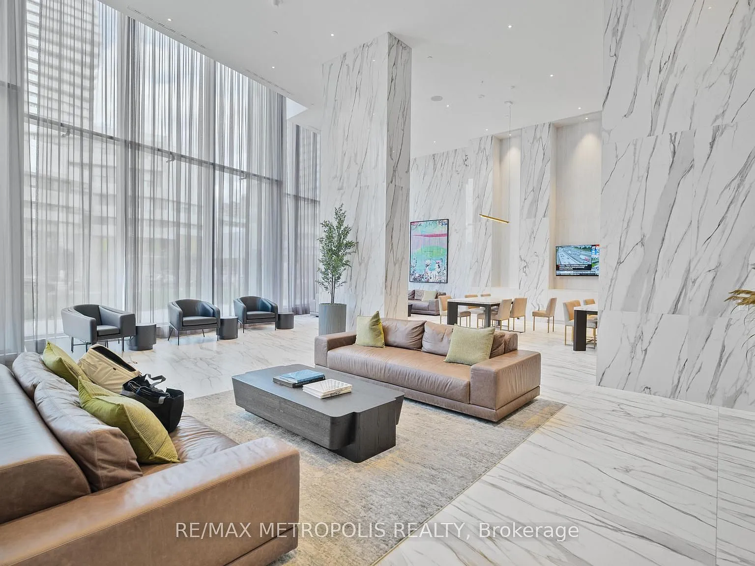 2 bed, $2,700 — Photo 2
