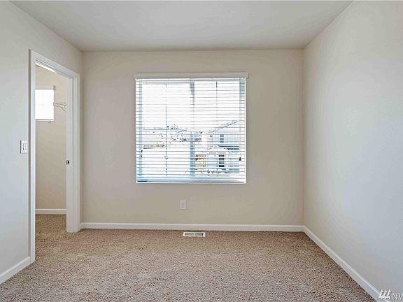 5th image of 18942 111th Avenue Ct E