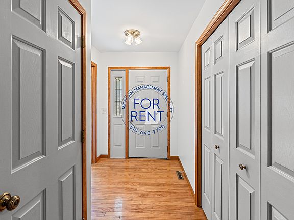 5th image of 3263 Silverwood Dr #1
