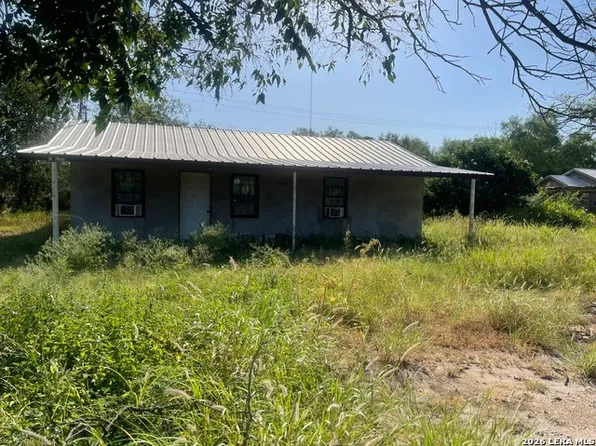20234 North US HWY 277, Quemado, TX 78877