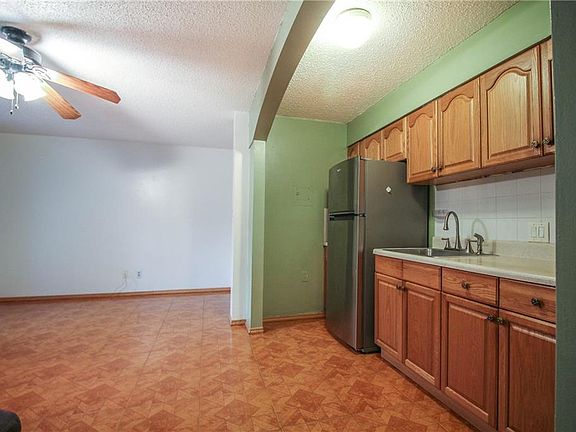 5th image of 8360 12th St N APT F
