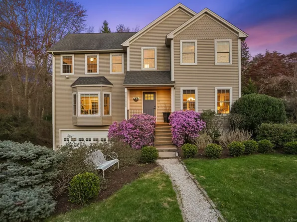 12 Canoe Brook Road, Trumbull, CT 06611
