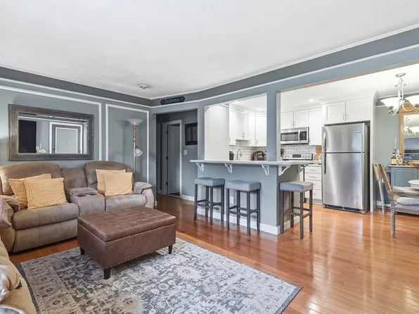 796 Willard St Unit D5, Quincy, MA 02169