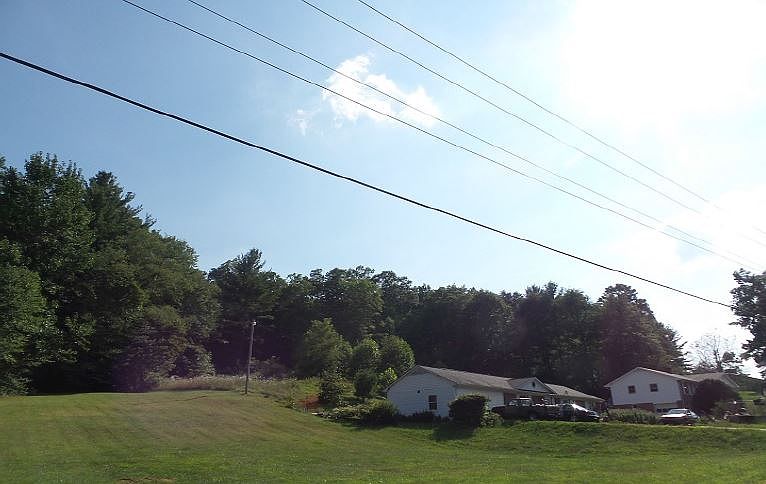 2nd image of 1133 Deep Ford Rd