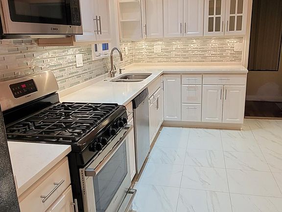 2nd image of 5627 N Central Ave #2