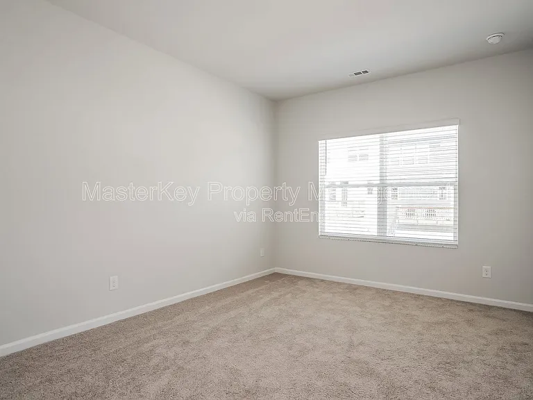 112 Silver Fir Ln — Photo 10