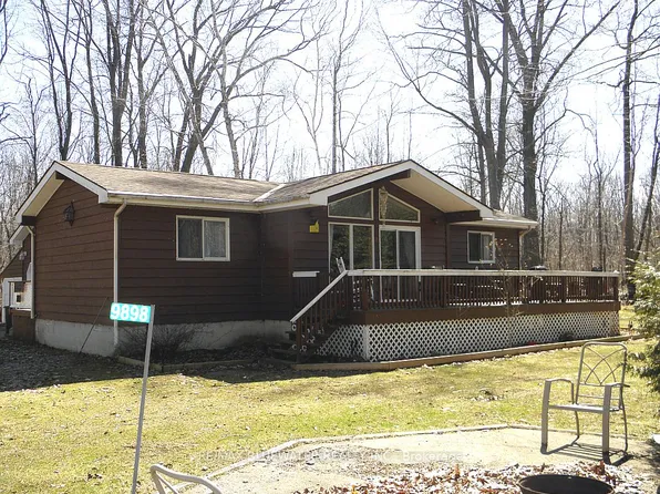 9898 Phoebe Ln, Kettle Pt 44, ON N0N 1J1