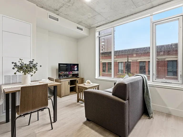 250 Besserer St — Photo 5