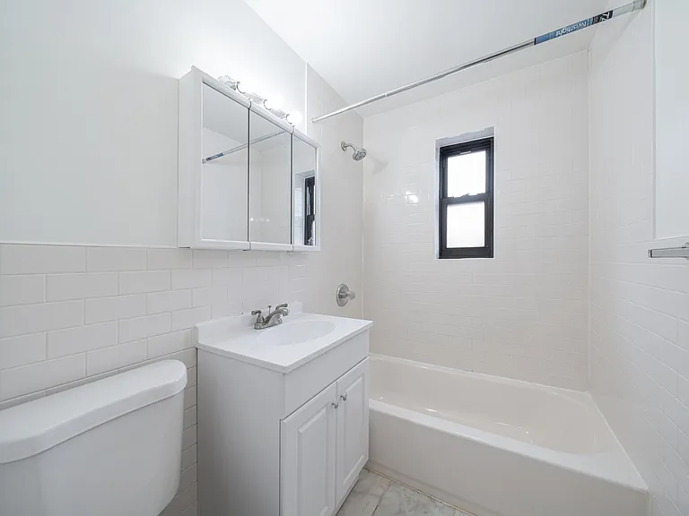 72-61 150th St #1CC — Photo 9