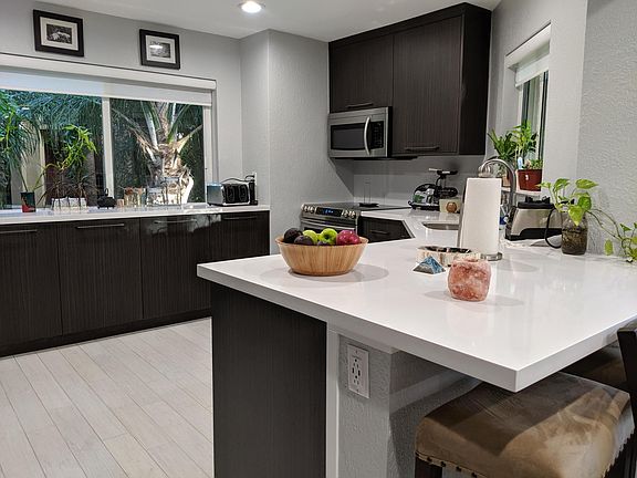 4th image of 100 Scotia Drive #206