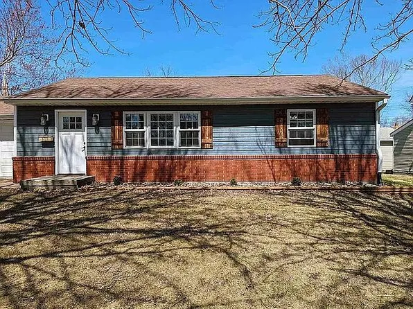 409 E Washington St, Knoxville, IA 50138
