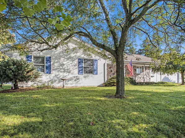 6585 Redhawk Ave, Kalamazoo, MI 49048