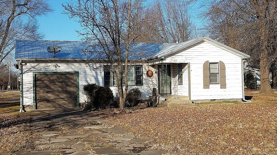1st image of 6837 SE Kiwi Ln