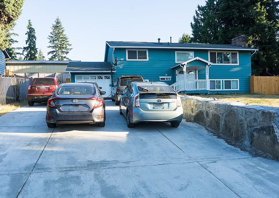 1st image of 3721 S 286th St