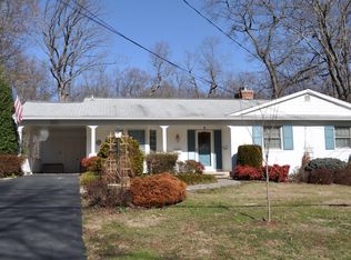 9202 Santayana Dr, Fairfax, VA 22031