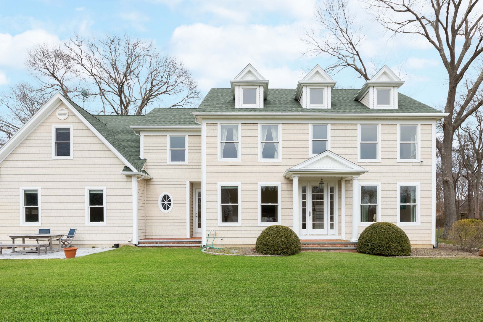  Exterior of 43 lake Drive