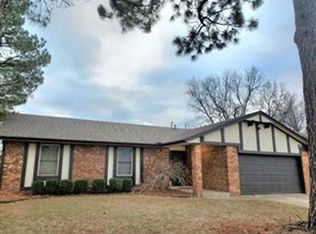 1016 W G St, Jenks, OK 74037