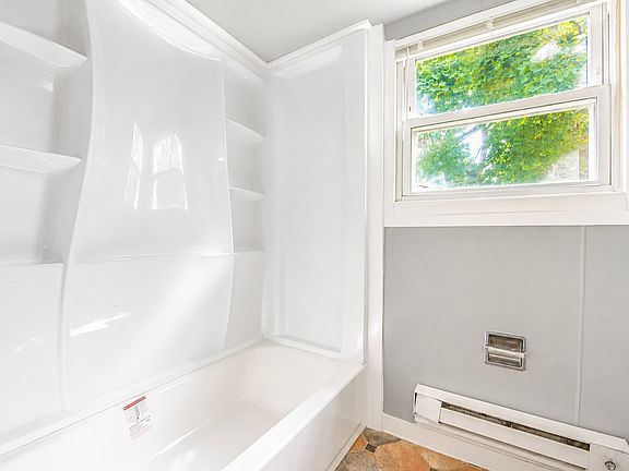 5th image of 27 Pine St #4