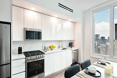 Rented by Mossanen Group