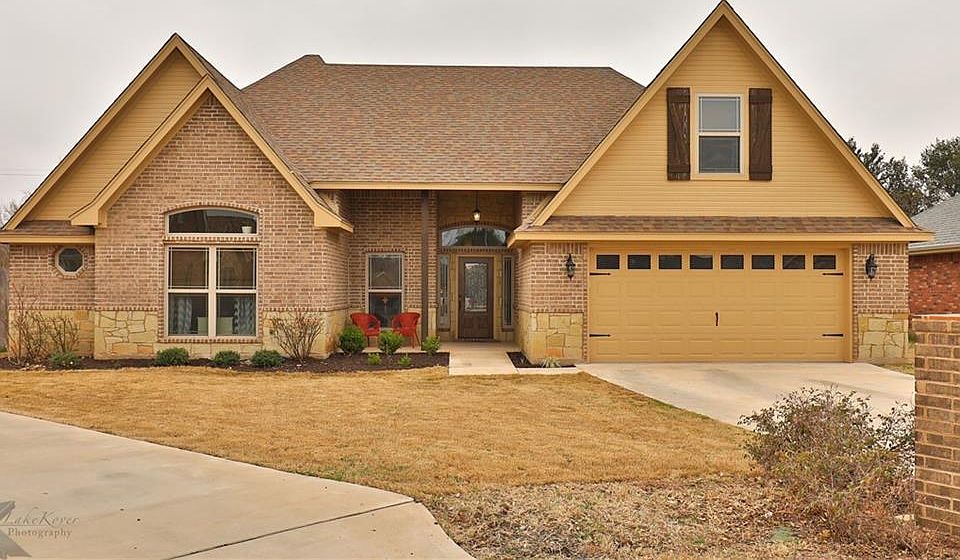 1st image of 3301 White Oaks Dr