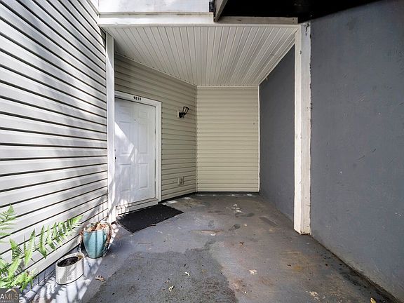 5th image of 4010 Orchard Hill Ter
