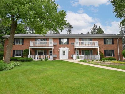 162 Heidel ROAD #5, Mequon, WI, 53092