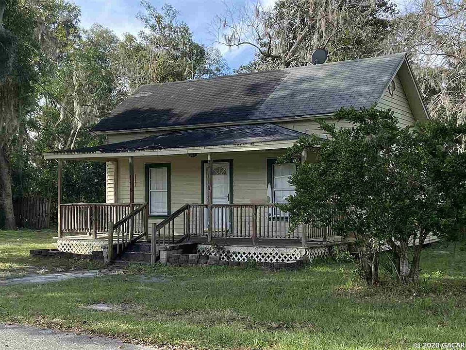 1st image of 7208 SE 222nd St