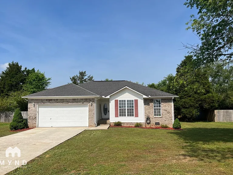 450 Loveless Rd — Photo 1