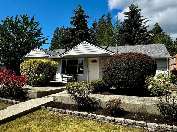 5205 240th Street SW, Mountlake Terrace, WA 98043