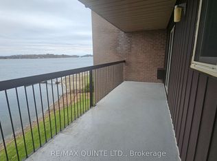 610 William St S #404, Gananoque, ON K7G 3A4