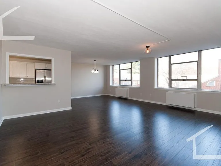 20 Hammond Pond Pkwy #307B — Photo 18