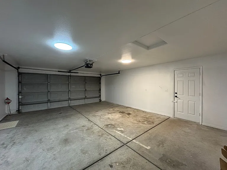 2454 E Saguaro Dr — Photo 25