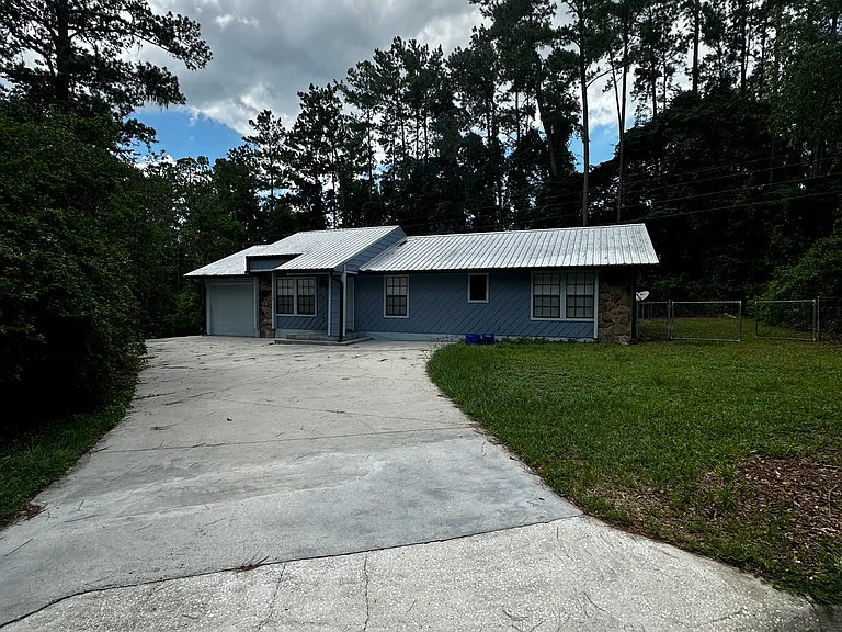 3124 NW 75th Way — Photo 1