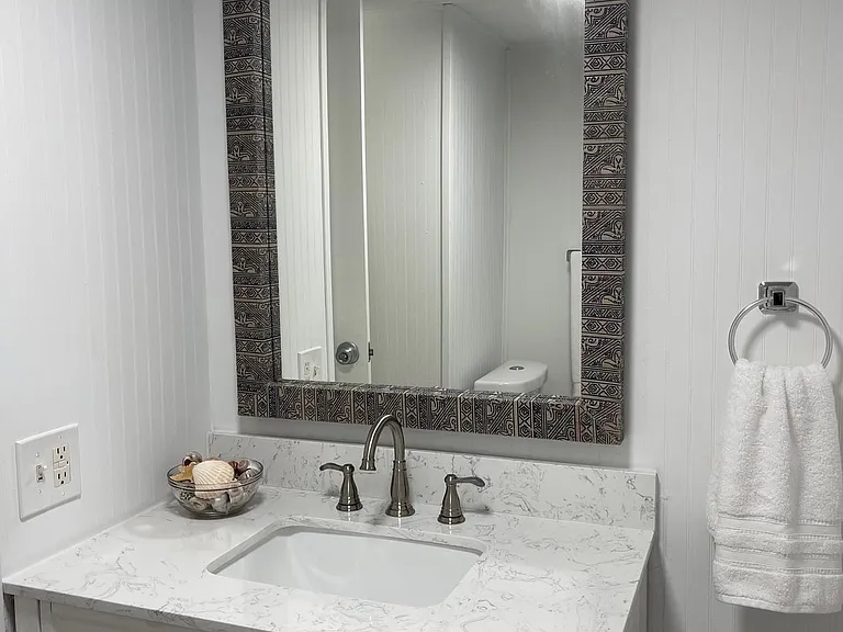 11330 S Indian River Dr #11 — Photo 7