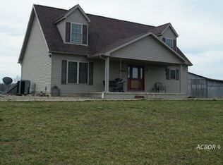 824 Gage Rd, Patriot, OH 45658