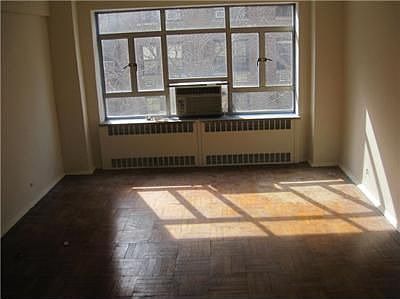 2nd image of 15 W 84th St APT 5D