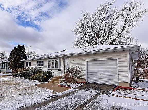 3rd image of 1647 W Illinois Ave