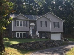 444 Camp Mitchell Rd, New Castle, VA 24127