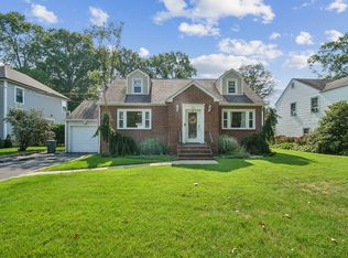517 Ashwood Rd, Springfield, NJ 07081