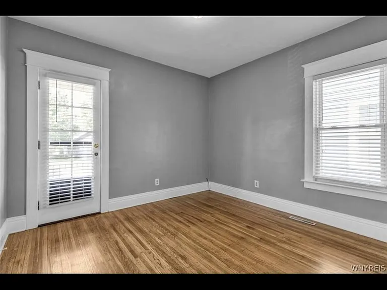 622 Parkside Ave — Photo 14