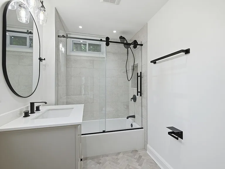 1 Tulip Tree Ln — Photo 34