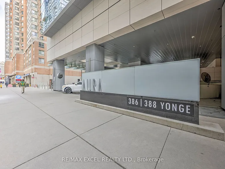 386 Yonge St #4904 — Photo 10